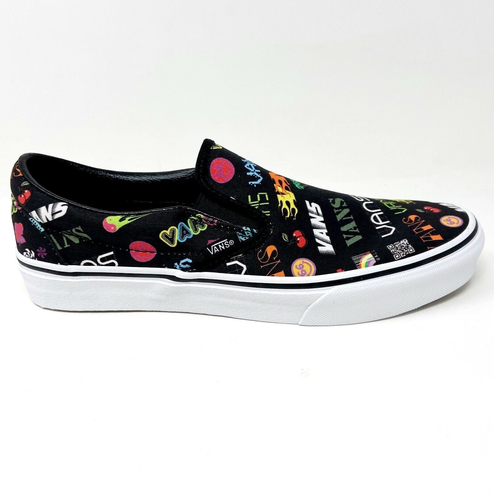 Vans Classic Slip On (Disruptive) Black True White Mens Casual Shoes